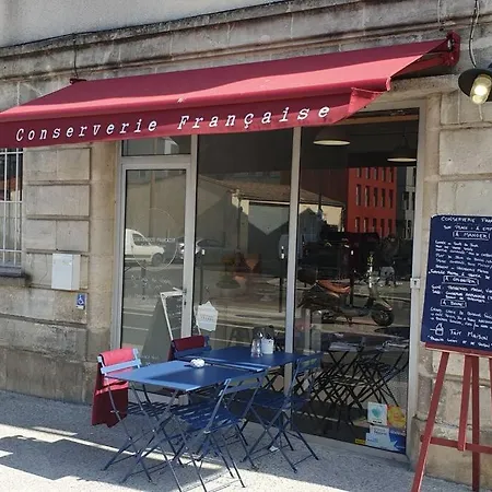 Apartament Grand 2 Avec Terrasse Bordeaux