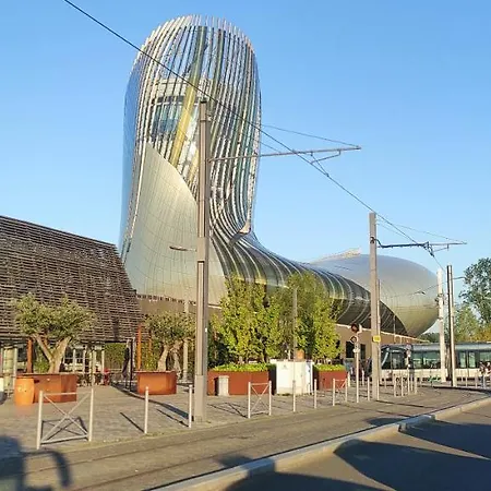 Grand 2 Avec Terrasse Apartament