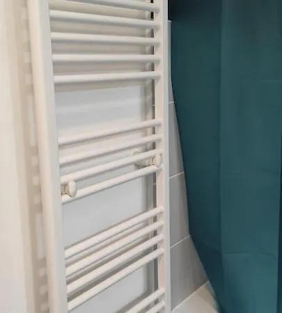 Apartment Grand 2 Avec Terrasse Bordeaux